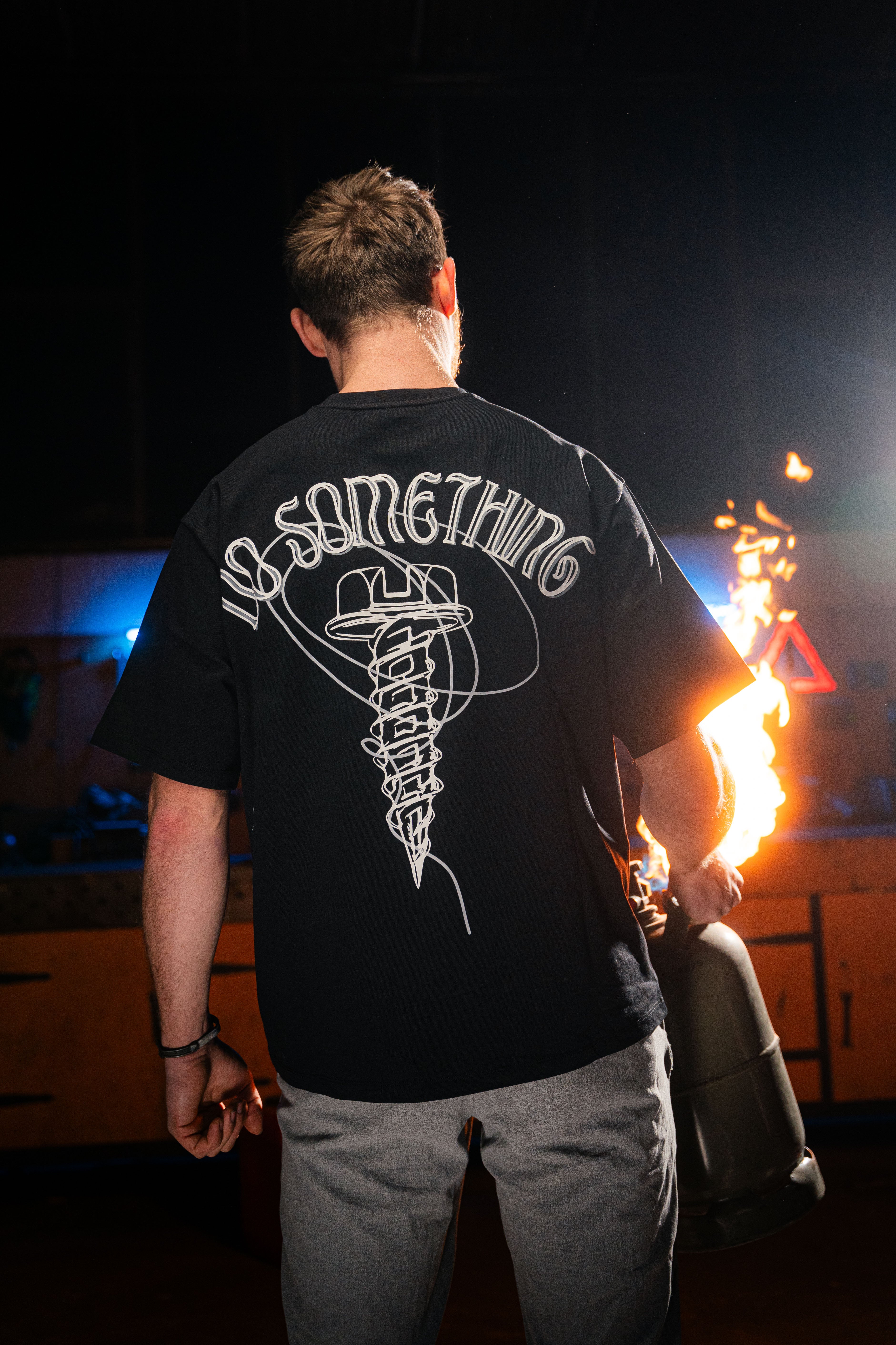 Do Something Streetwear - Schraube (letzte Teile)