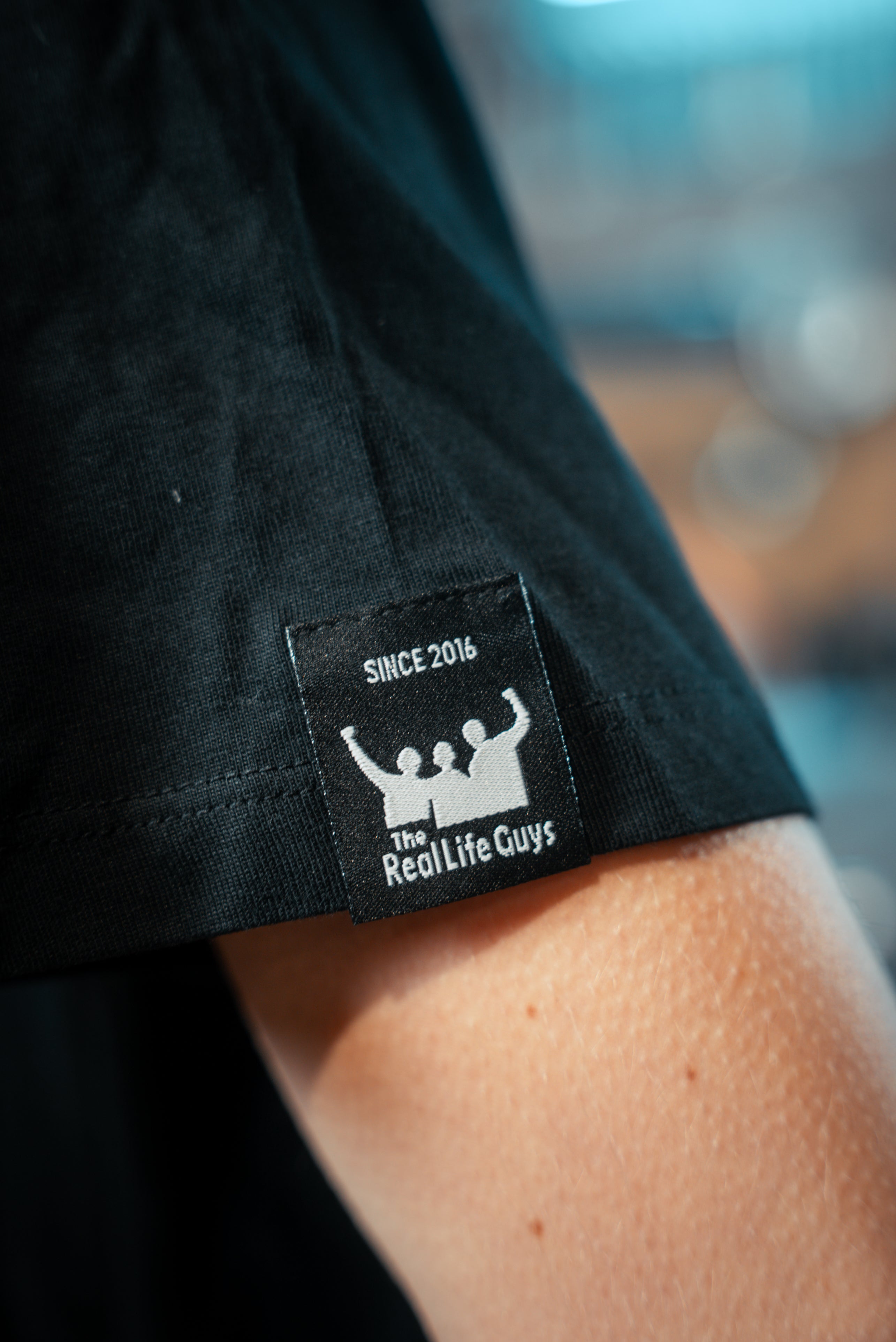 Fliegende Badewanne T-Shirt