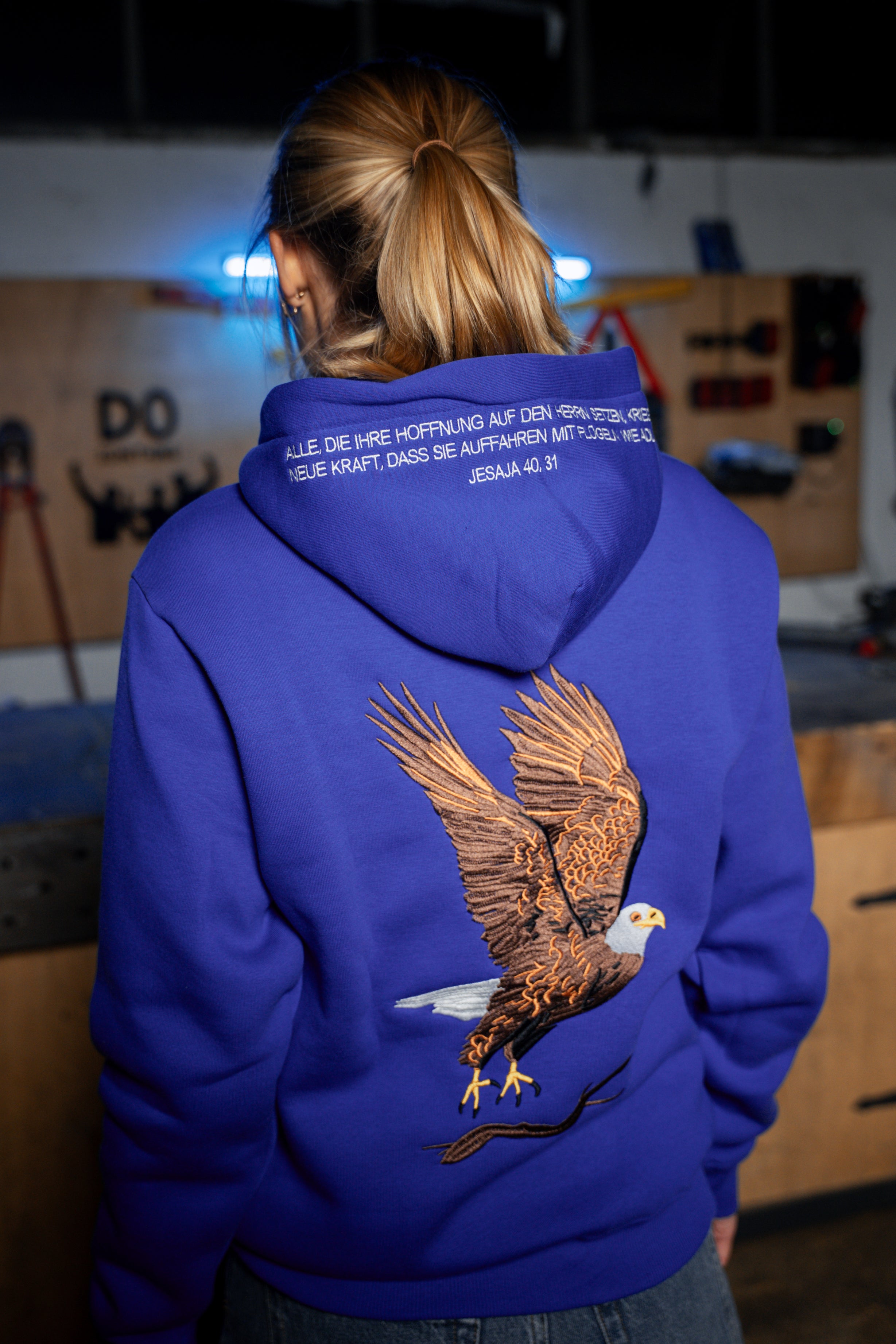 Adler Hoodie - Philipp Mickenbecker